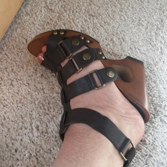 Sandals/shoes - Picture 7 of 7